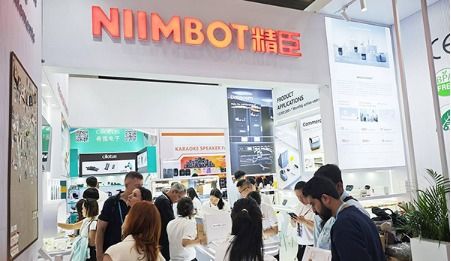 niimbot精臣闪耀第137届广交会,引领智能标签打印行业新潮流